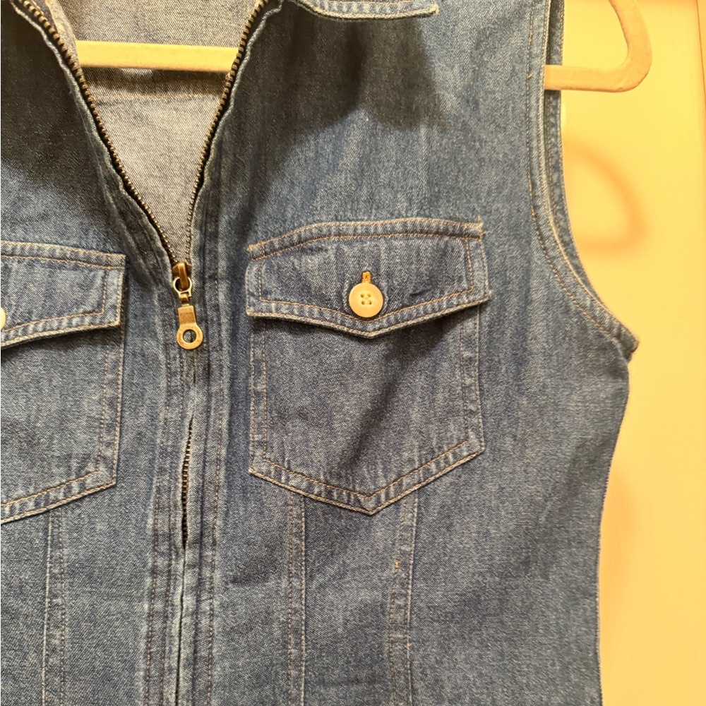 EUC British Khaki Denim Sleeveless Vest Size 4 - Picture 3 of 5